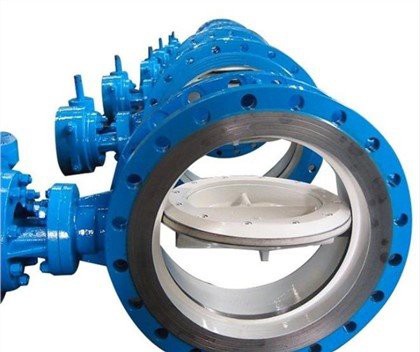 Injap Rama-rama EPDM Offset Triple